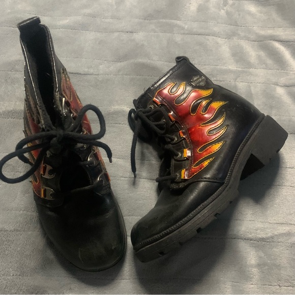 ✨Flame Detailed Black Combat Boots - Picture 3 of 7